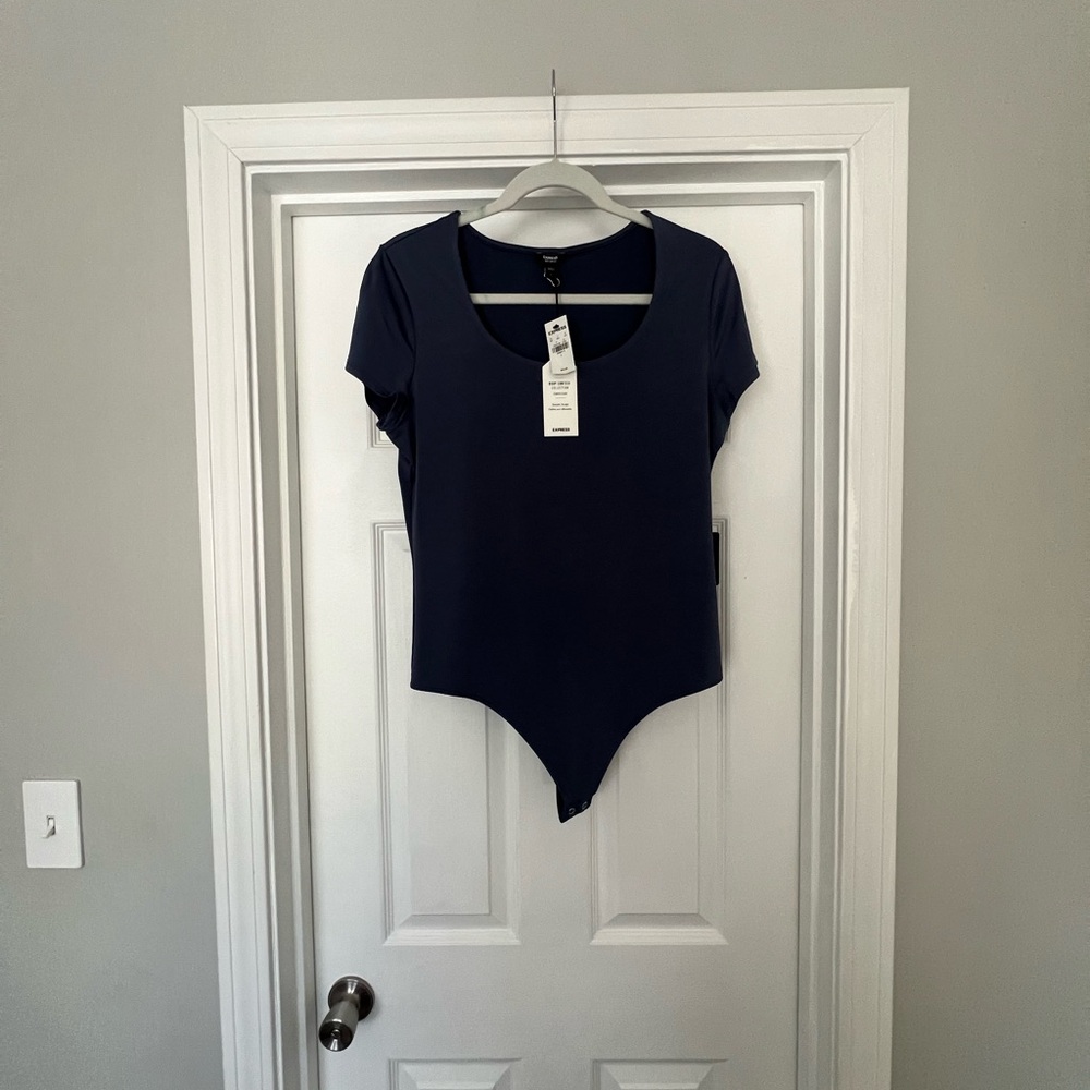 Express Body Contour Compression Top in Slate